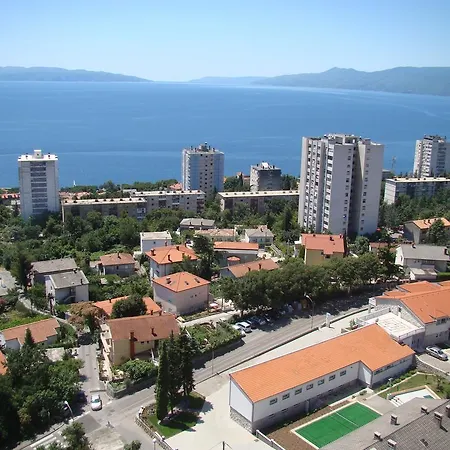 Hostel Lavanda *