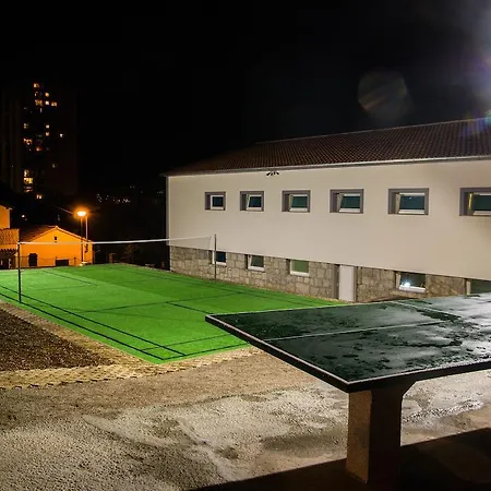 Lavanda Hostel *